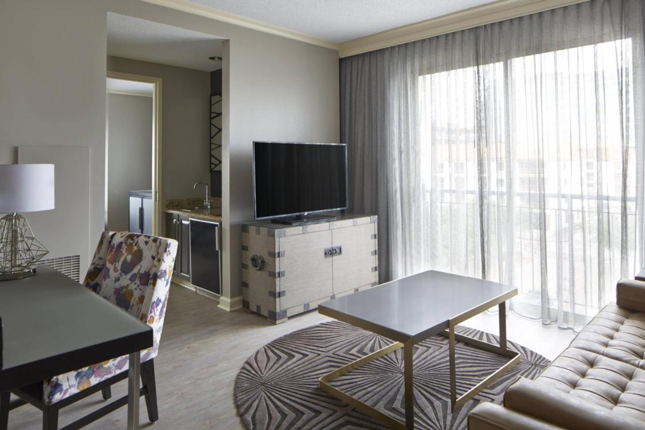 Dallas/Plano Marriott At Legacy Town Center Экстерьер фото
